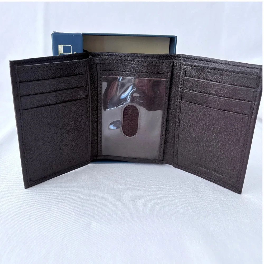 U.S. Polo Assn‎ Trifold Wallet Brown Genuine Leather Embossed Logo NWT